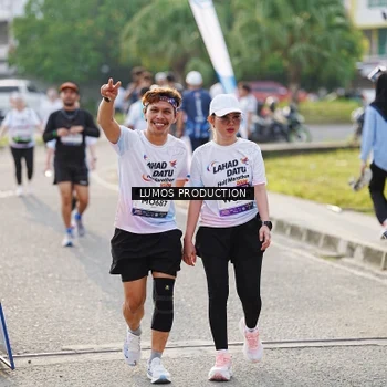 Runner Photo 7944007