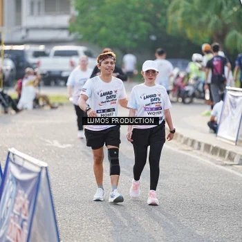 Runner Photo 7944015