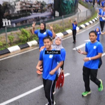Runner Photo 7944018