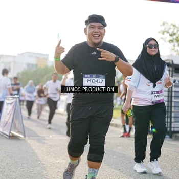 Runner Photo 7944020