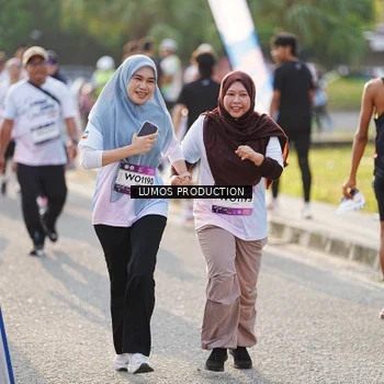 Runner Photo 7944032