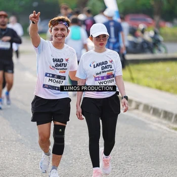Runner Photo 7944048
