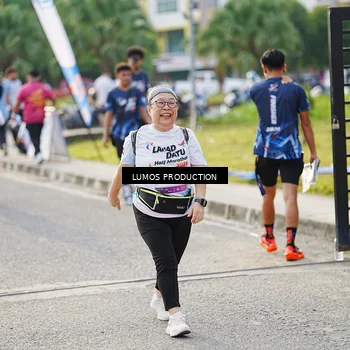 Runner Photo 7944064