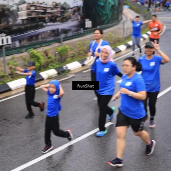 Runner Photo 7944065