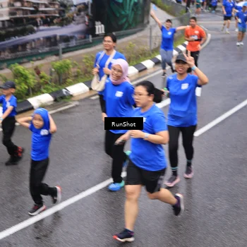 Runner Photo 7944066
