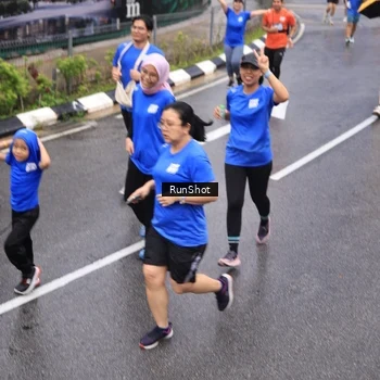 Runner Photo 7944067
