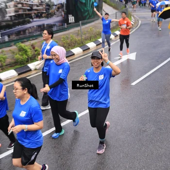Runner Photo 7944090