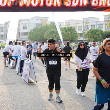 Runner Photo 7944094
