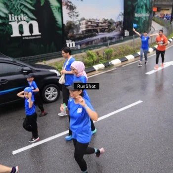 Runner Photo 7944099