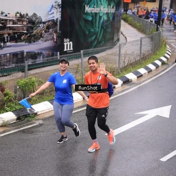 Runner Photo 7944120