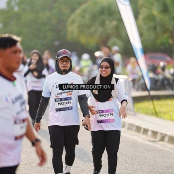 Runner Photo 7944123