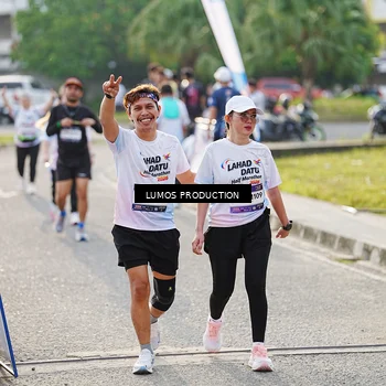 Runner Photo 7944128