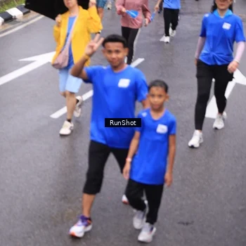 Runner Photo 7944134