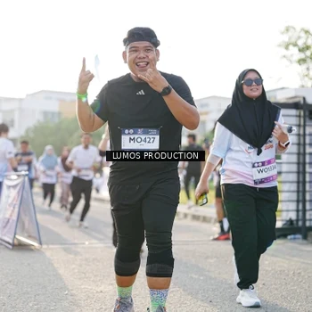 Runner Photo 7944152