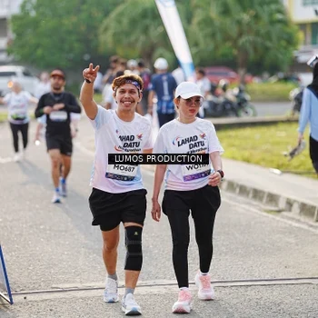 Runner Photo 7944162