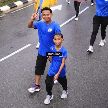 Runner Photo 7944166