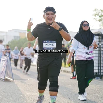 Runner Photo 7944167