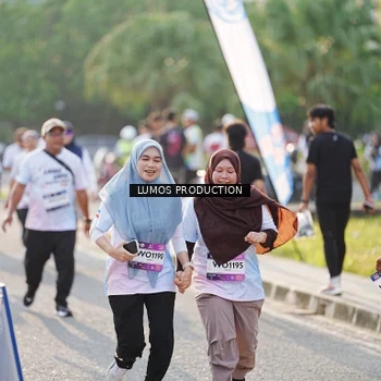 Runner Photo 7944175