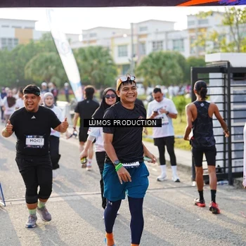 Runner Photo 7944188