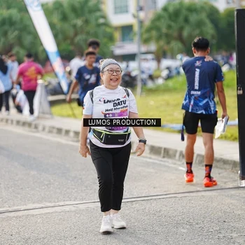 Runner Photo 7944195