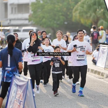 Runner Photo 7944206