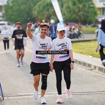 Runner Photo 7944217
