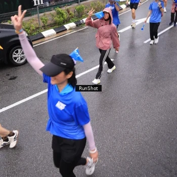 Runner Photo 7944235