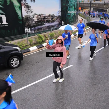 Runner Photo 7944239