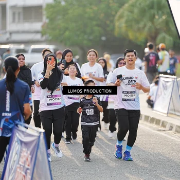 Runner Photo 7944242