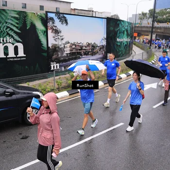 Runner Photo 7944254