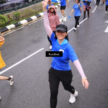 Runner Photo 7944256