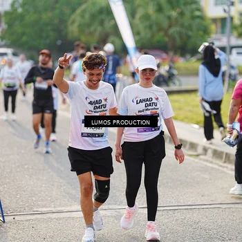 Runner Photo 7944271