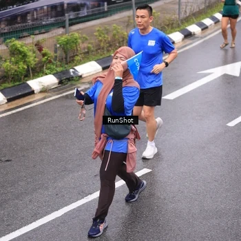 Runner Photo 7944309