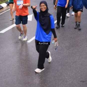 Runner Photo 7944321