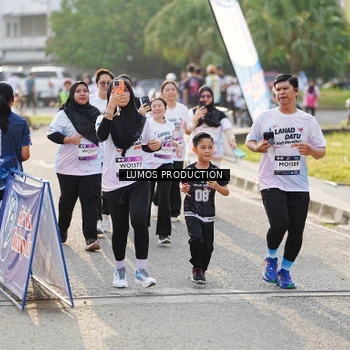 Runner Photo 7944337