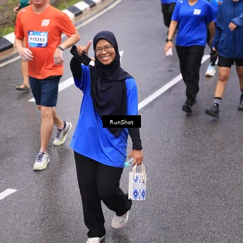 Runner Photo 7944348