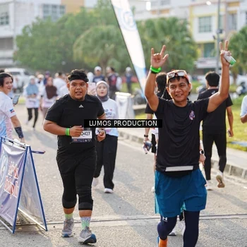 Runner Photo 7944350