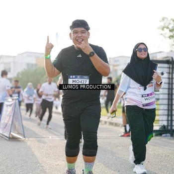 Runner Photo 7944351