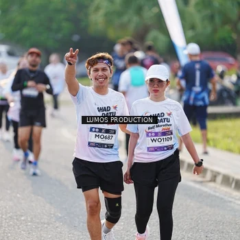 Runner Photo 7944372