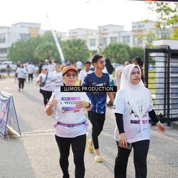 Runner Photo 7944375