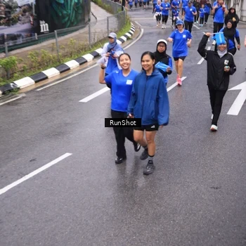 Runner Photo 7944387