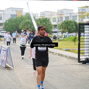 Runner Photo 7944390