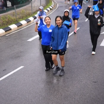 Runner Photo 7944391
