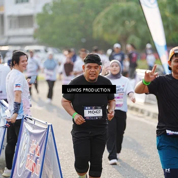 Runner Photo 7944395