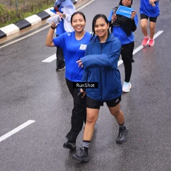 Runner Photo 7944399