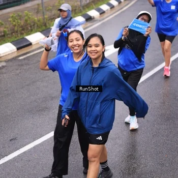 Runner Photo 7944403