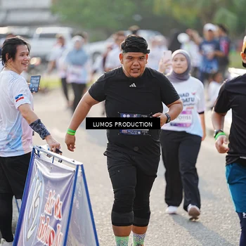 Runner Photo 7944409