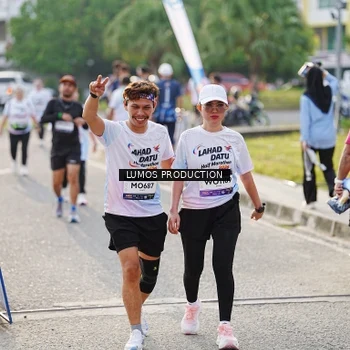 Runner Photo 7944414