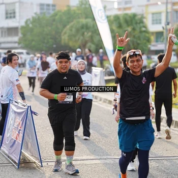 Runner Photo 7944418
