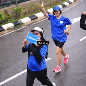 Runner Photo 7944434